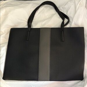 Vince Camuto Luck vegan leather Tote in black NWOT